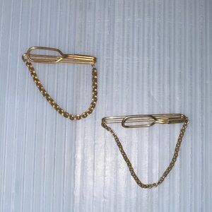 MCM Signed Swank Tie Bar With Dangling Chain